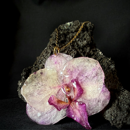 Collier orchidée mauve. Pièce unique C