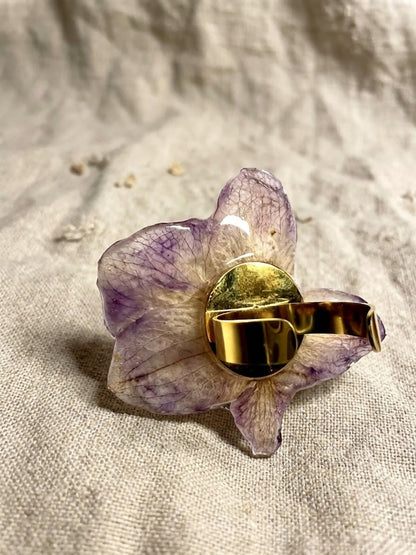 Bague orchidée mauve. Pièce unique B