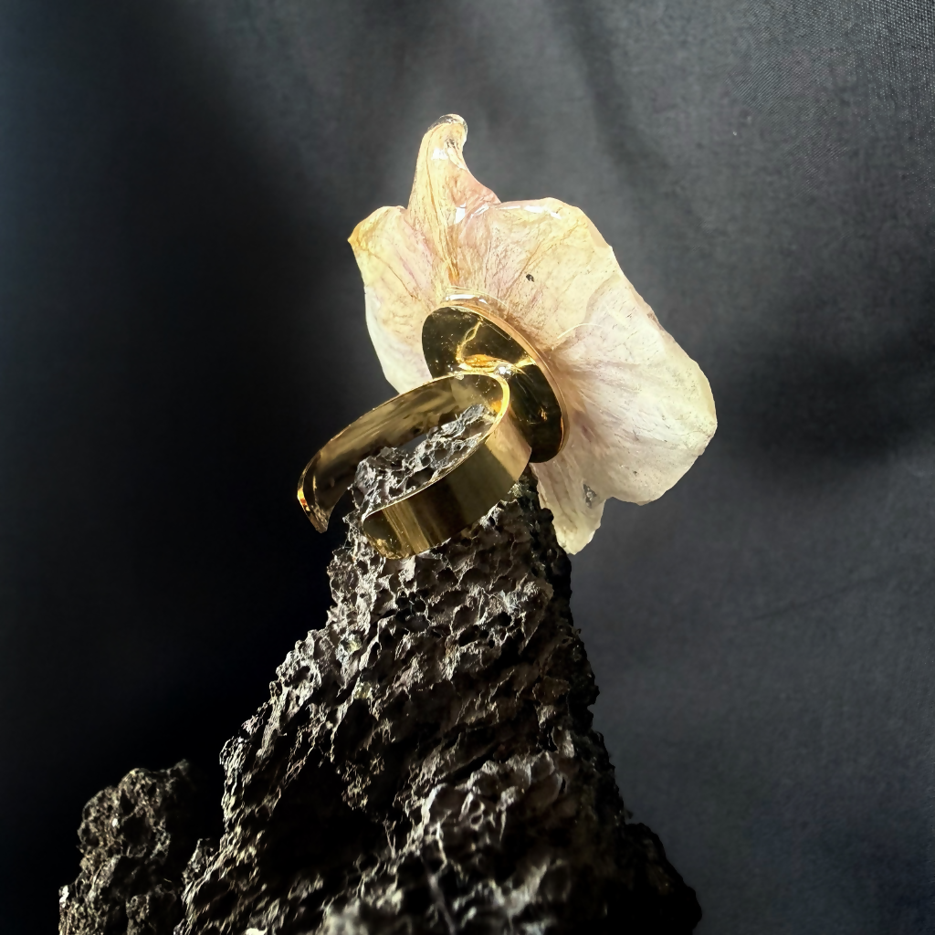 Bague orchidée blanc/mauve. Pièce unique A